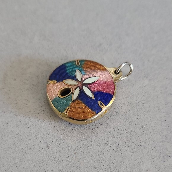 Rainbow Sand Dollar Pendant - Picture 3 of 6